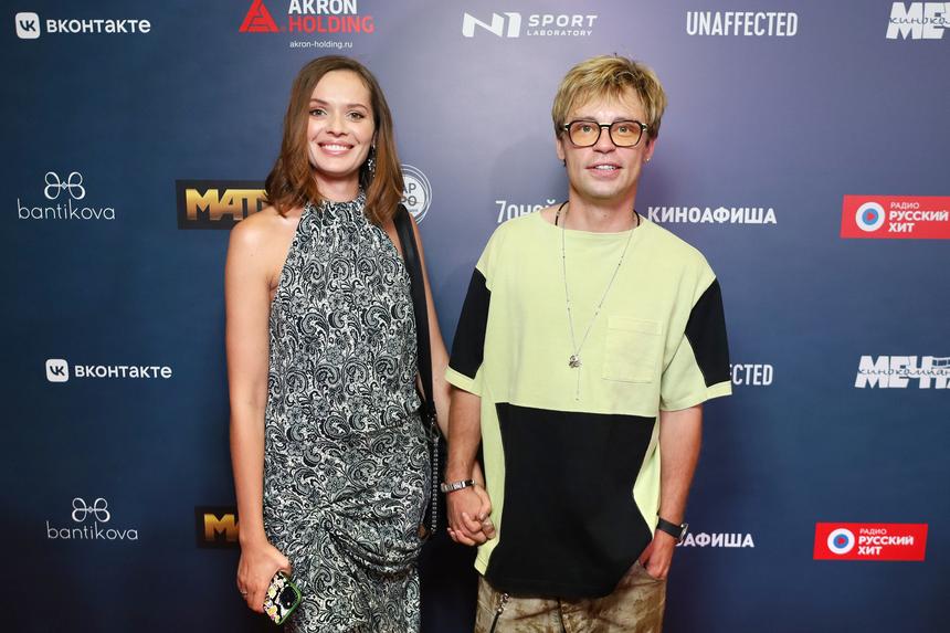 «Часто ходим на общие кастинги, но не всегда оба подходим»: Александр Головин о работе с женой и ревности