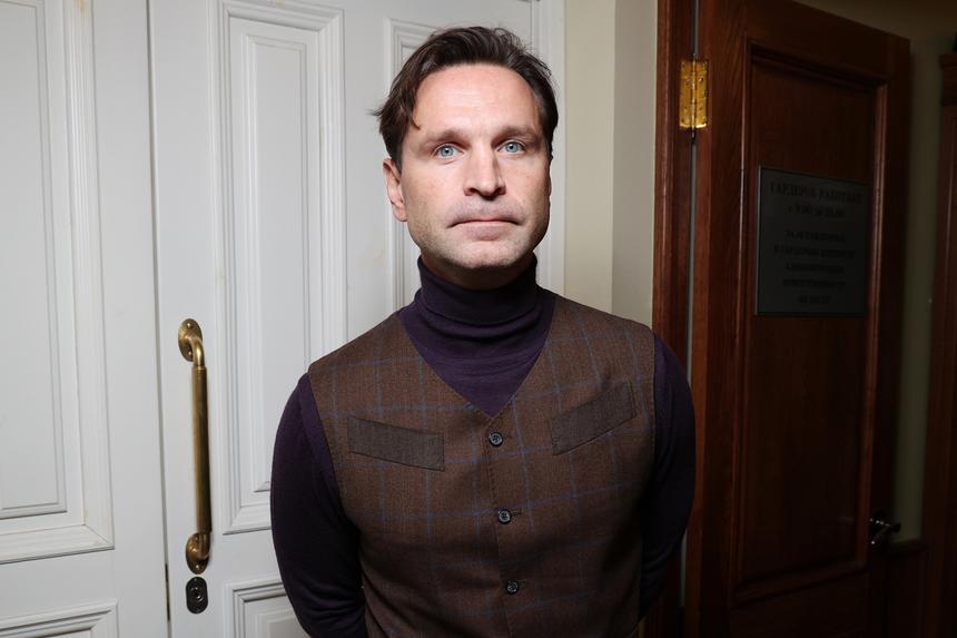 Виктор Добронравов рассказал, почему отказался от новой роли в театре имени Вахтангова