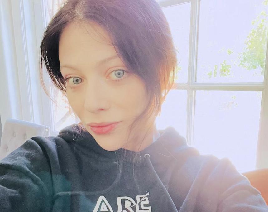 «Выглядела очень плохо»: раскрыты подробности последних дней жизни Мишель Трахтенберг, умершей в 39 лет