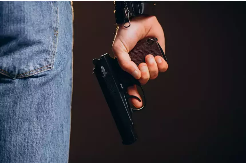 «Наняли неграмотных исполнителей»: раскрыт истинный мотив убийства Владислава Листьева