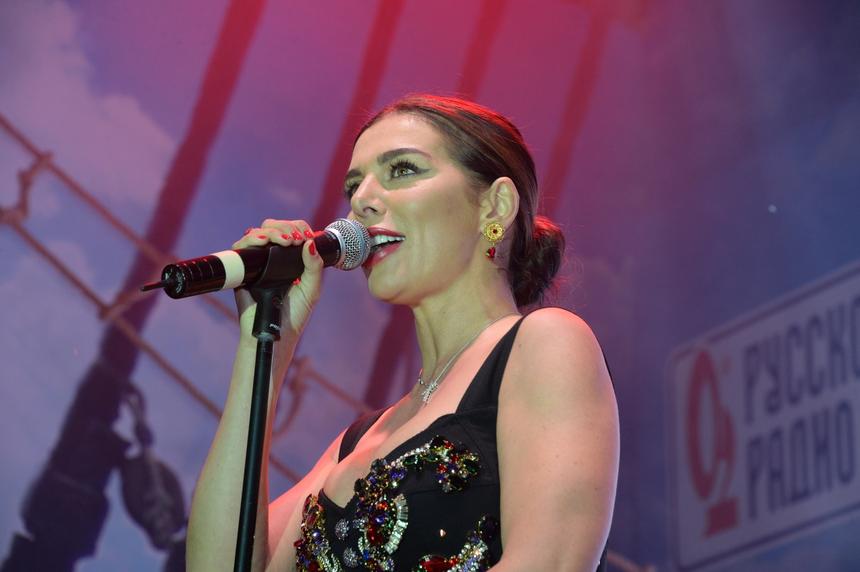 «Вчера я впервые вышла из дома»: Анна Седокова боится людей после смерти экс-мужа