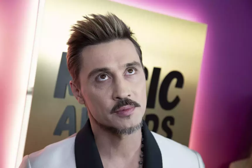 «Думаете, одобряю»?: Билан высказался о татуировках фанатов с его именем