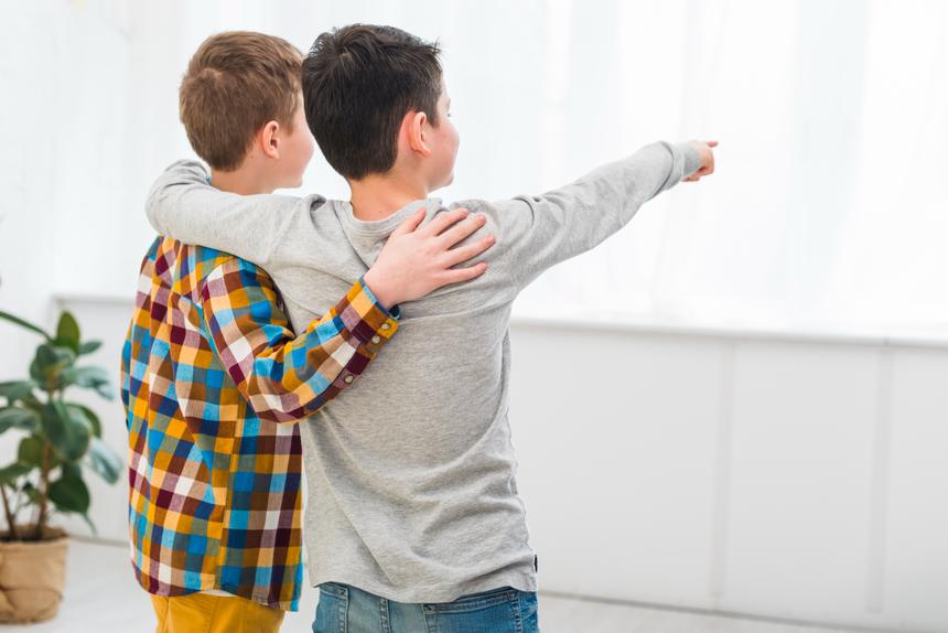 Выяснились подробности рождения детей-маугли из Мурино