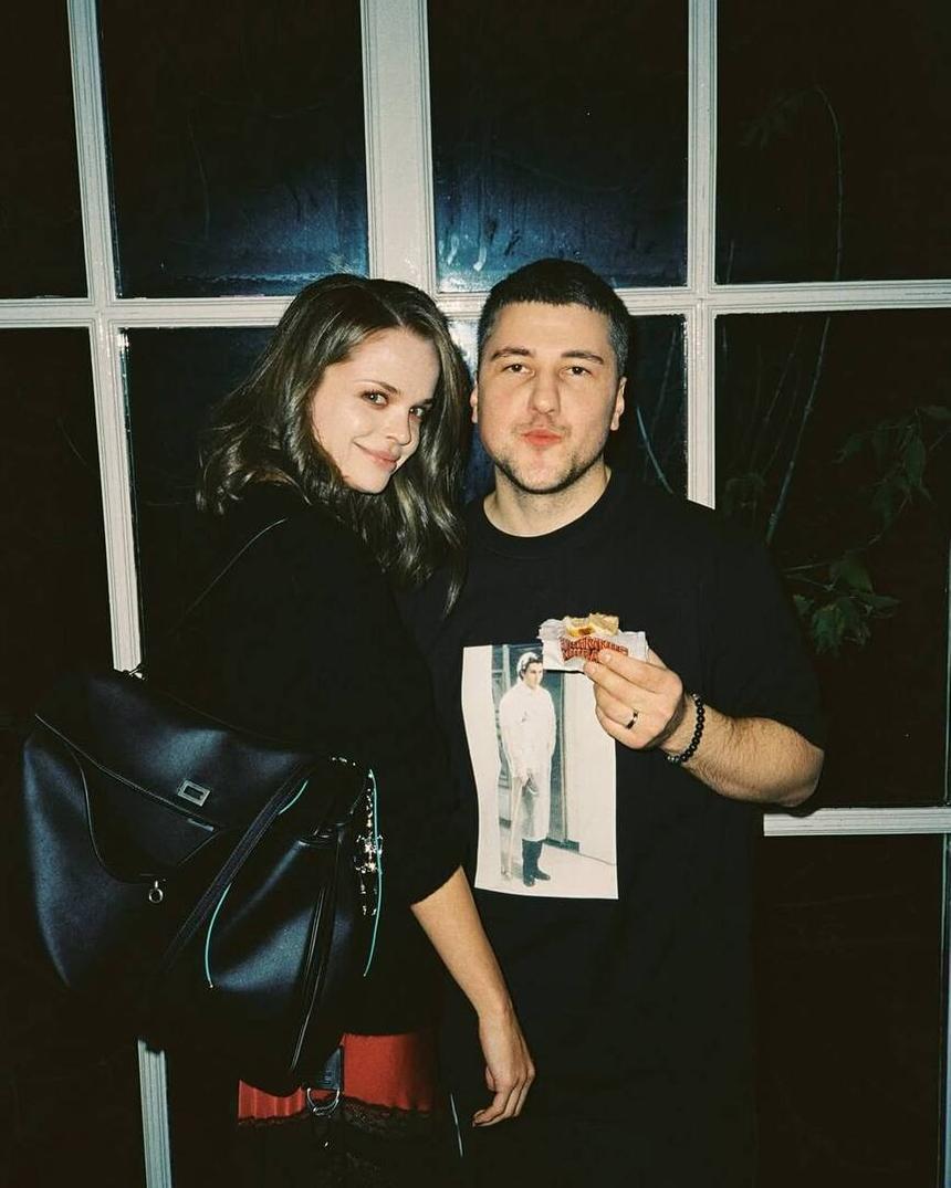 «Стало сложно кого-то не обидеть шуткой»: Эмир Кашоков о «ЧБД», создании шуток и участии в КВН