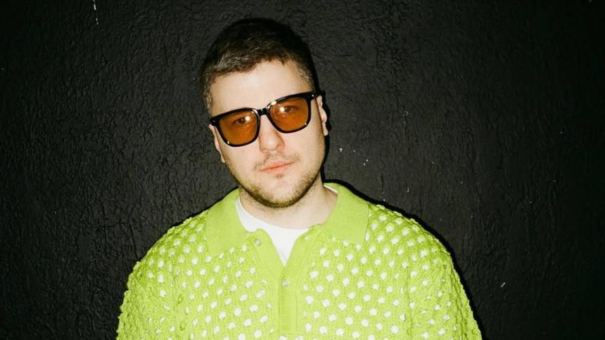 «Стало сложно кого-то не обидеть шуткой»: Эмир Кашоков о «ЧБД», создании шуток и участии в КВН