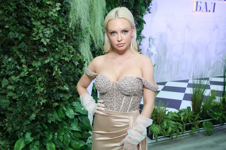 «Он предлагал поговорить с отцом»: Милана Тюльпанова рассказала о реакции сына на конфликты с Кержаковым