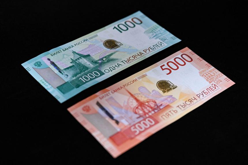 Актриса театра Надежды Бабкиной лишилась 10 млн рублей