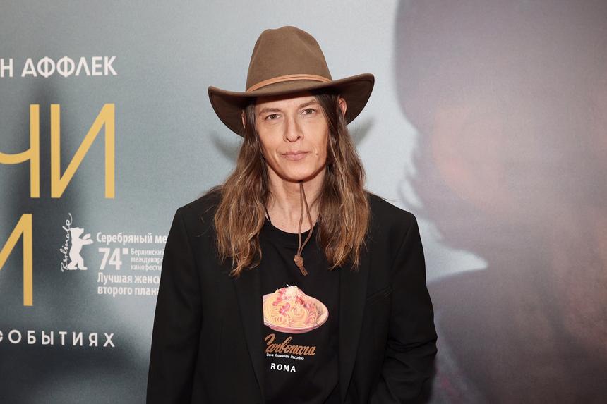 52-летний стилист Влад Лисовец впервые появился на публике после слухов о раке