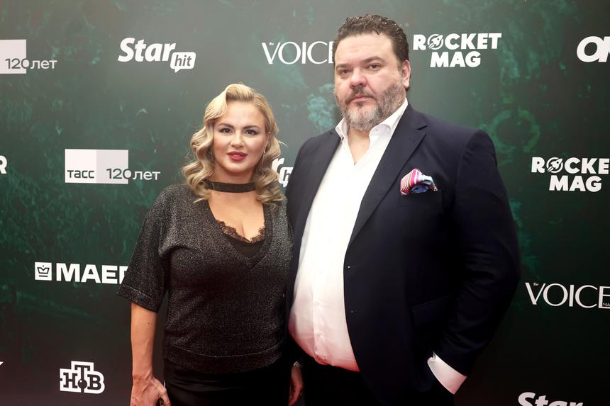 «Сама нежность»: Анна Семенович нашла фото, на котором ей 16 лет