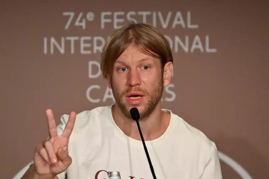 Критиковавших Россию Ивана Дорна, Макса Барских и Потапа объявили в розыск на Украине: известна причина