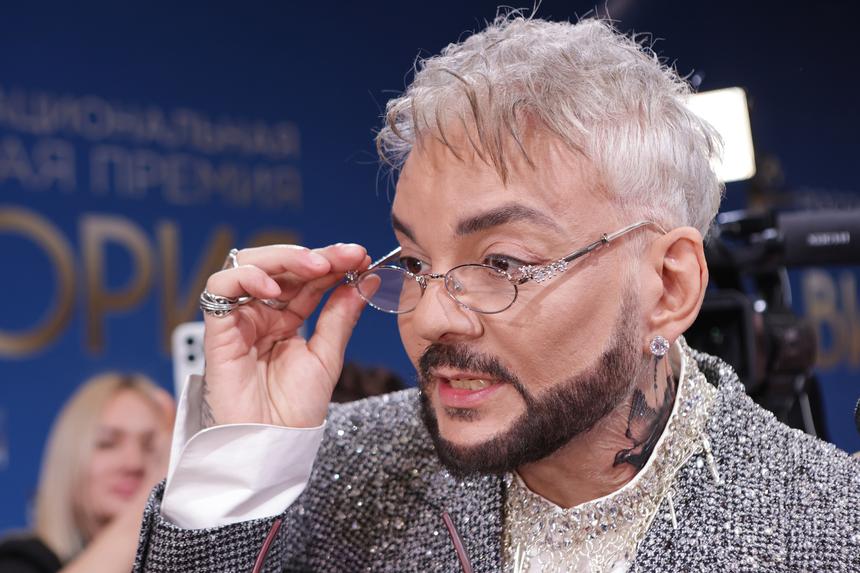 Филипп Киркоров подписал контракт с фабрикой украинского происхождения на «дьявольскую» сумму