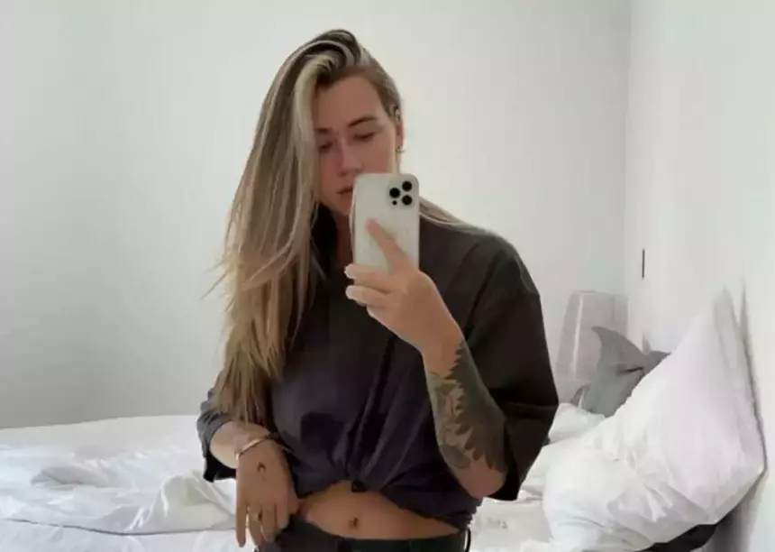 Уволил команду и уговорил вернуться в РФ: кто подставил блогера Сашу Митрошину