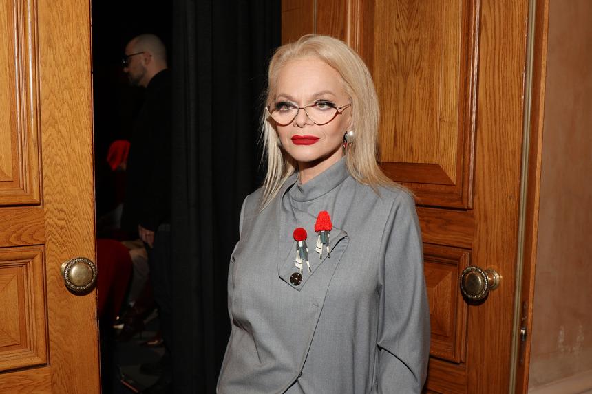 Видео с Путиным и российским флагом: как мошенники «развели» Долину на 200 млн рублей