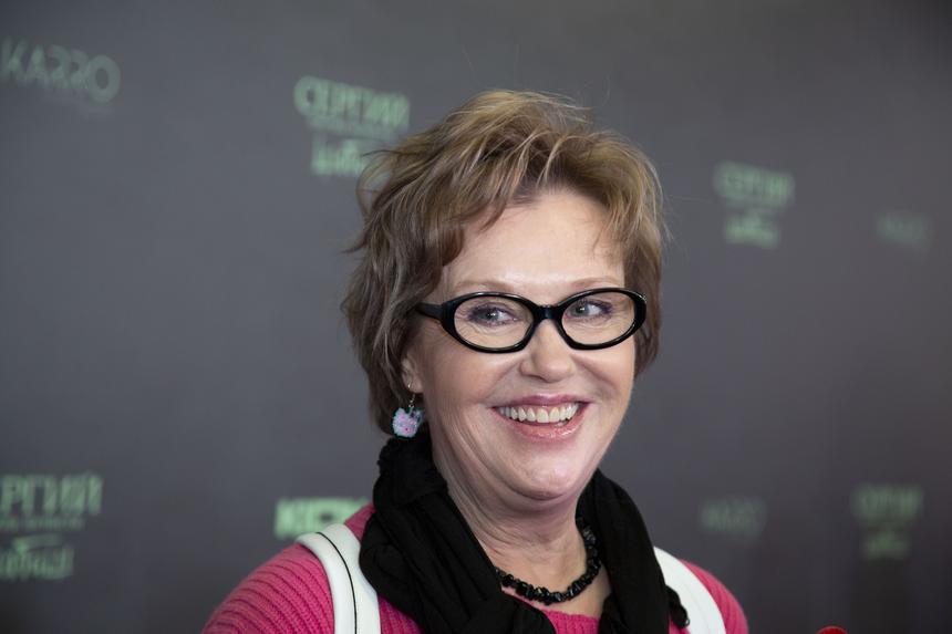 Орала матом в ответ на признания в любви: актриса Розанова устроила скандал на кинофестивале