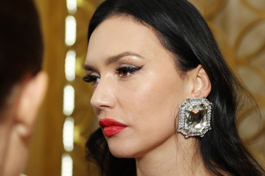 Певица Ольга Серябкина покинула шоу «Выжить в Самарканде», чтобы увидеть сына