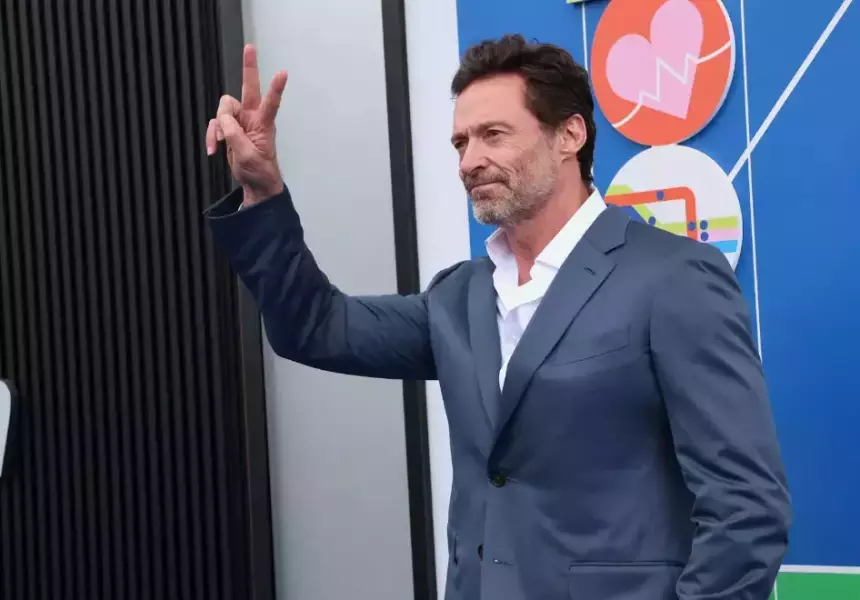 У Хью Джекмана возникли трудности с новой женитьбой из-за нынешней супруги