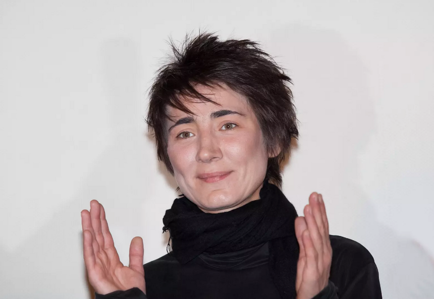 Певица Алсу назвала Земфиру* рок-легендой