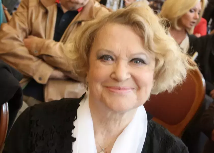У 90-летней звезды «Иронии судьбы» Валентины Талызиной обнаружили рак