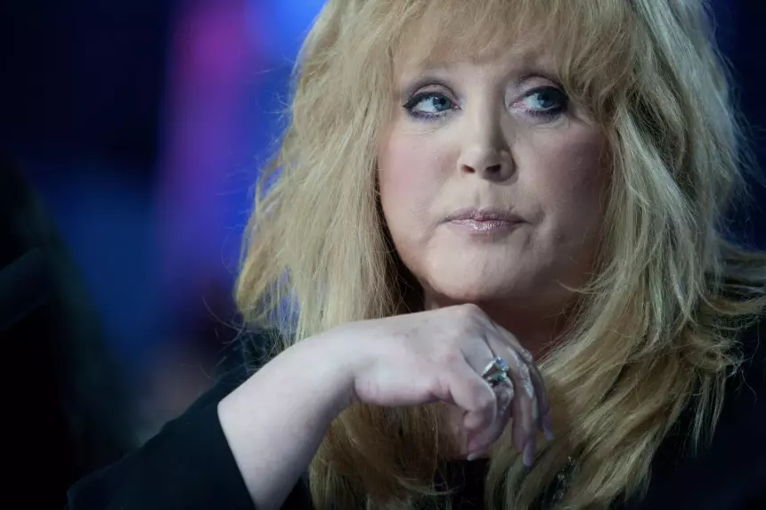 Иосиф Пригожин назвал бессмысленной идею лишения званий Пугачеву и Ахеджакову