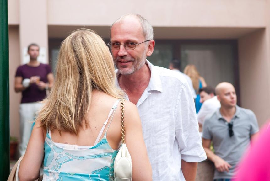 Карьера, скандалы, изнасилование и любовь к студенткам: как сейчас живет Александр Гордон