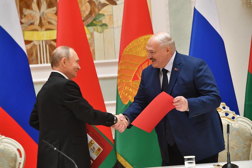 Опубликовано меню обеда со встречи Путина и Лукашенко в Кремле