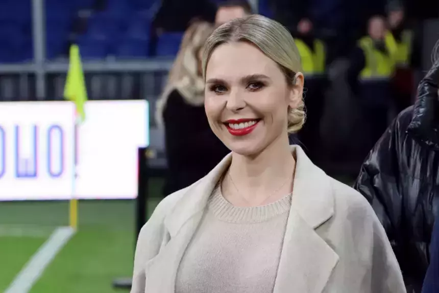 Пелагея заявила, что поняла «масштаб личности» певца SHAMAN еще на «Голосе»