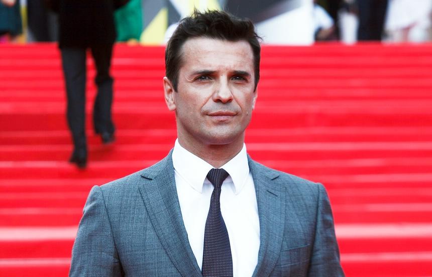 Актер Сергей Астахов потратил 700 тыс. рублей на лечение дочери от анорексии