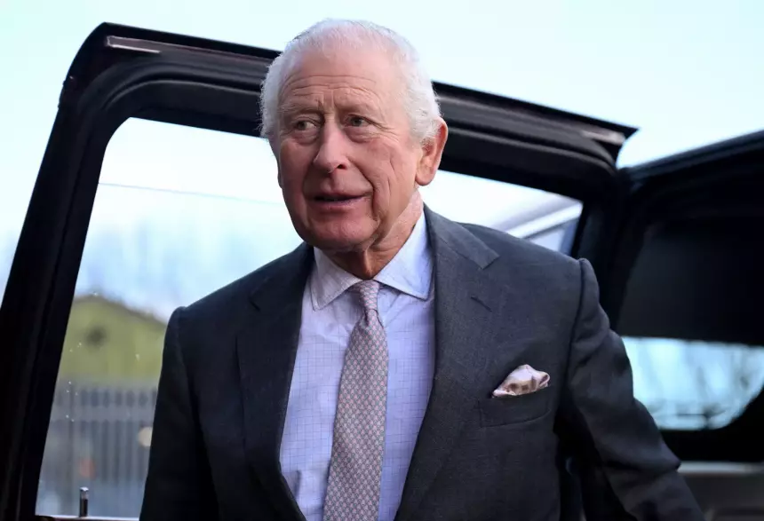 Radar Online: король Карл III пристрастился к наркотикам из-за рака