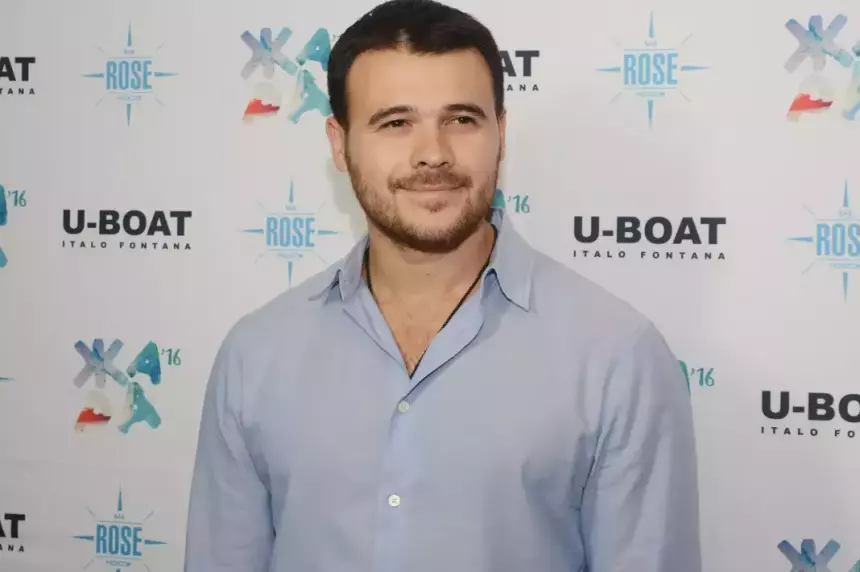 У Эмина Агаларова нашли долги перед налоговой на десятки тысяч рублей