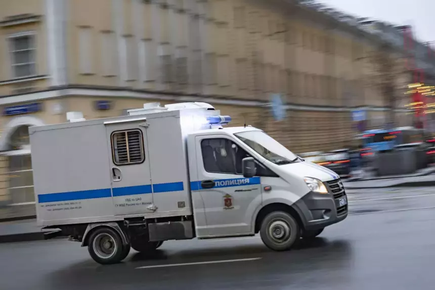 Жительница Петербурга наняла киллера, чтобы ликвидировать соседку по коммуналке