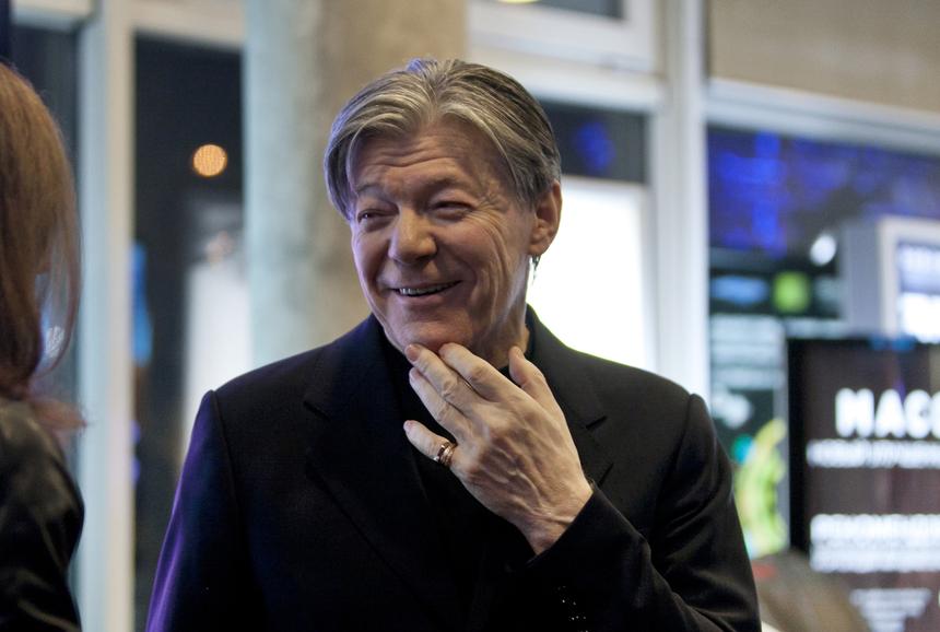 86-летний актер Александр Збруев сообщил, что возвращается на сцену театра