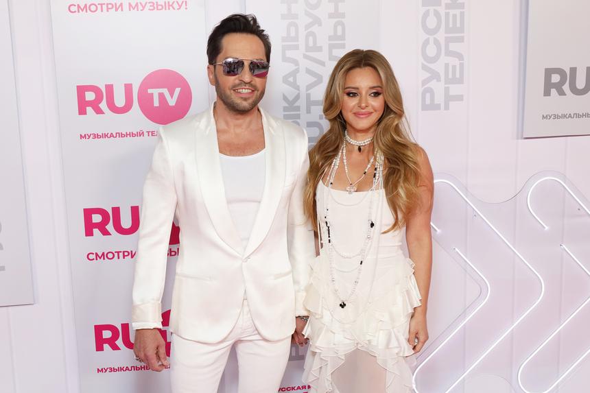 Актер Александр Ревва рассказал, что долго ждал свою любовь и нашел ее в 30 лет