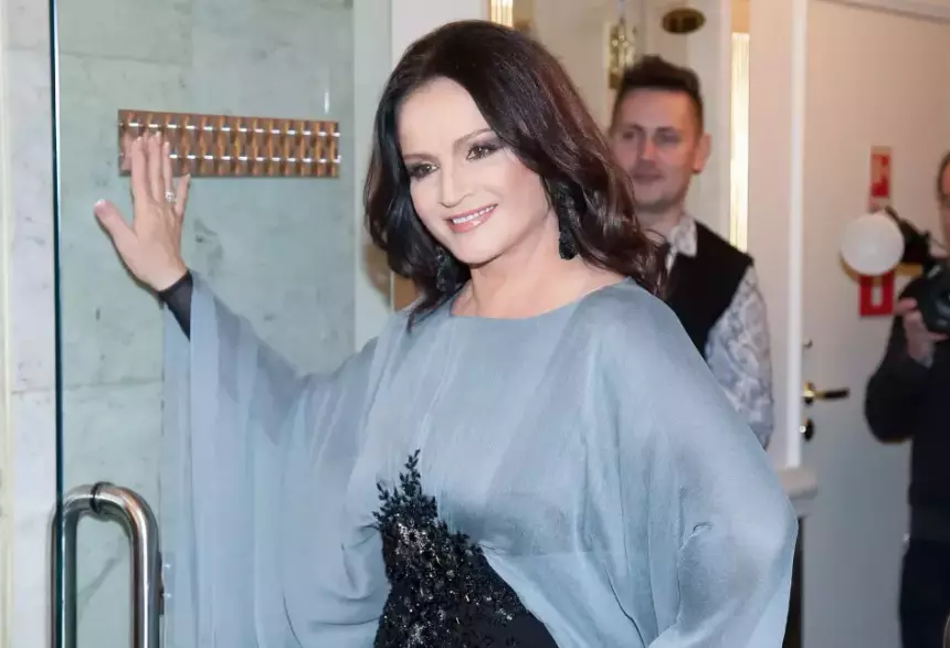 Продюсер Ковалев заподозрил 77-летнюю Софию Ротару в желании вернуться в Россию