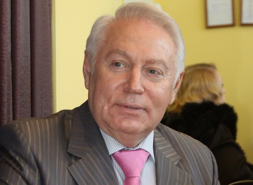 Диктор Кочергин признался, что мысли о гибели дочери в лифте отравляют ему жизнь