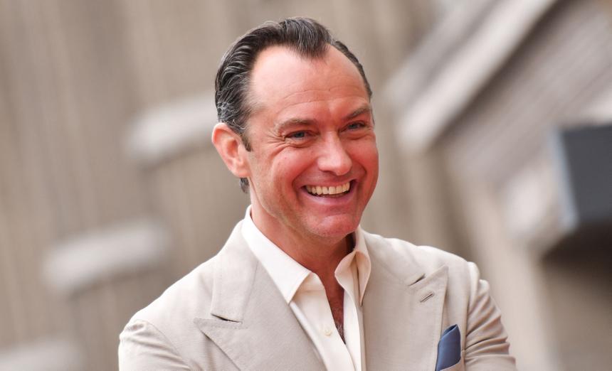 Джуд Лоу появился на съемках фильма в образе президента РФ Владимира Путина