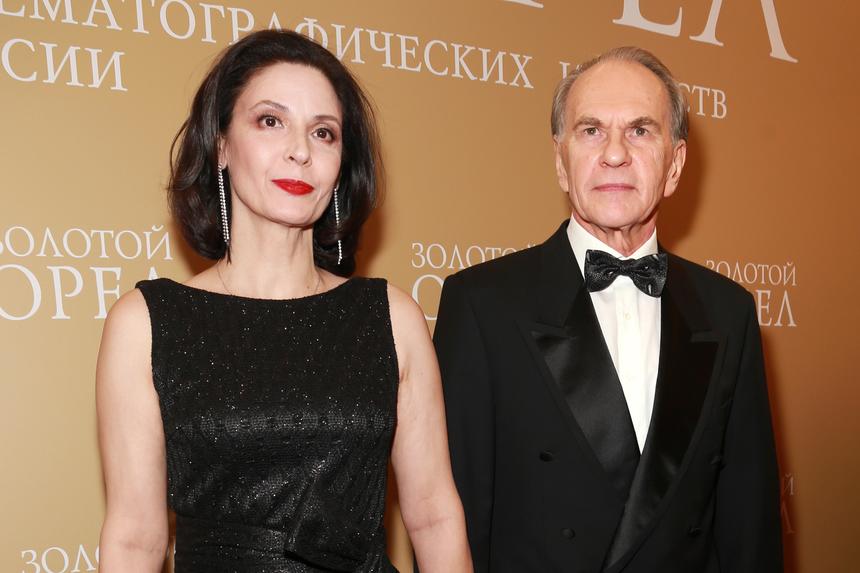 Лидия Вележева назвала большой наградой присвоение ей звания народной артистки