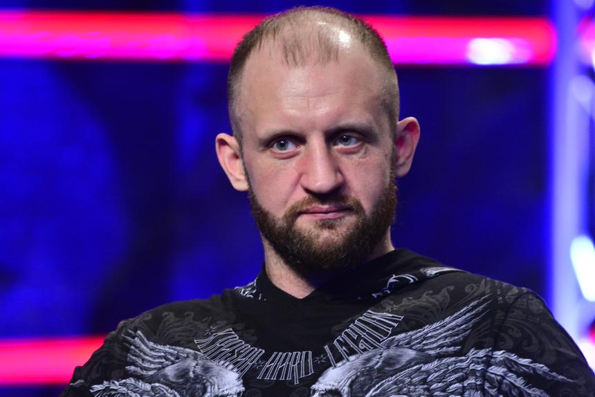 Младший брат Федора Емельяненко занялся шитьем в колонии под Белгородом