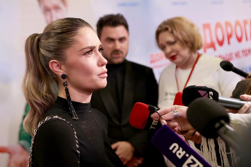 Покинувшая шоу «Маска» первой Агата Муцениеце назвала телепроект «тупым»