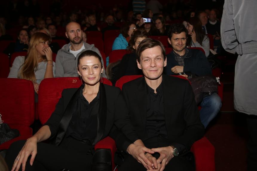 56-летний Филипп Янковский покинул Россию ради встречи с женой Оксаной Фандерой