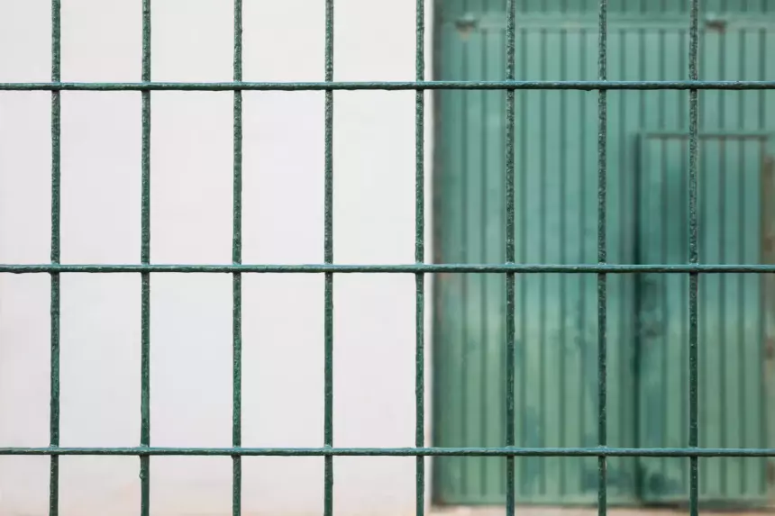 Внучка убитого экс-мэра Самары Тархова расплакалась во время суда