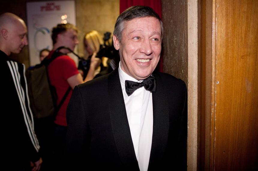 «Он не может себя обслуживать»: освобожденному по УДО Михаилу Ефремову грозит инвалидность