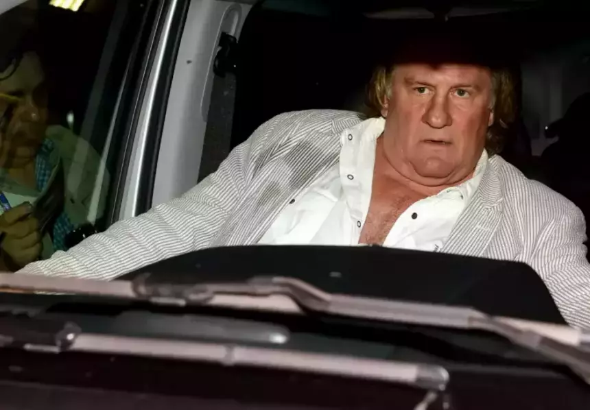 76-летний актер Жерар Депардье решил переехать в Россию из-за суда во Франции