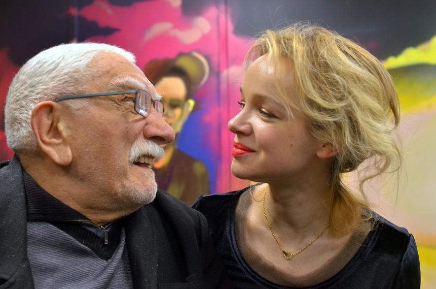 «Переехала в новый ЖК»: Виталина Цымбалюк-Романовская продала квартиру, где жила с Арменом Джигарханяном