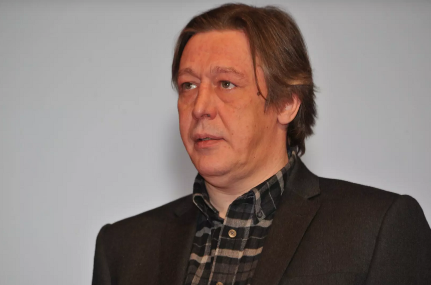 Меркачева предложила провести проверку по факту нахождения у Ефремова телефона