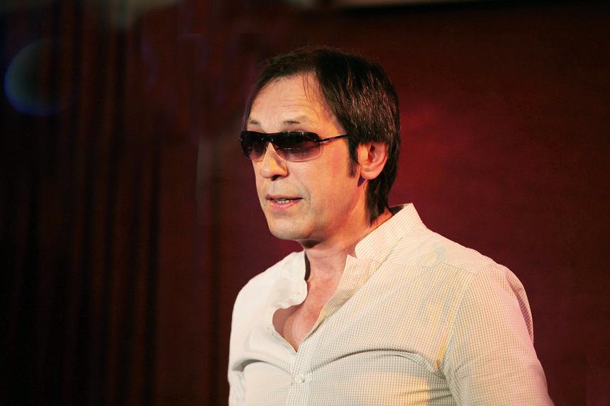 Николай Носков во второй раз отменил концерт в Санкт-Петербурге из-за болезни