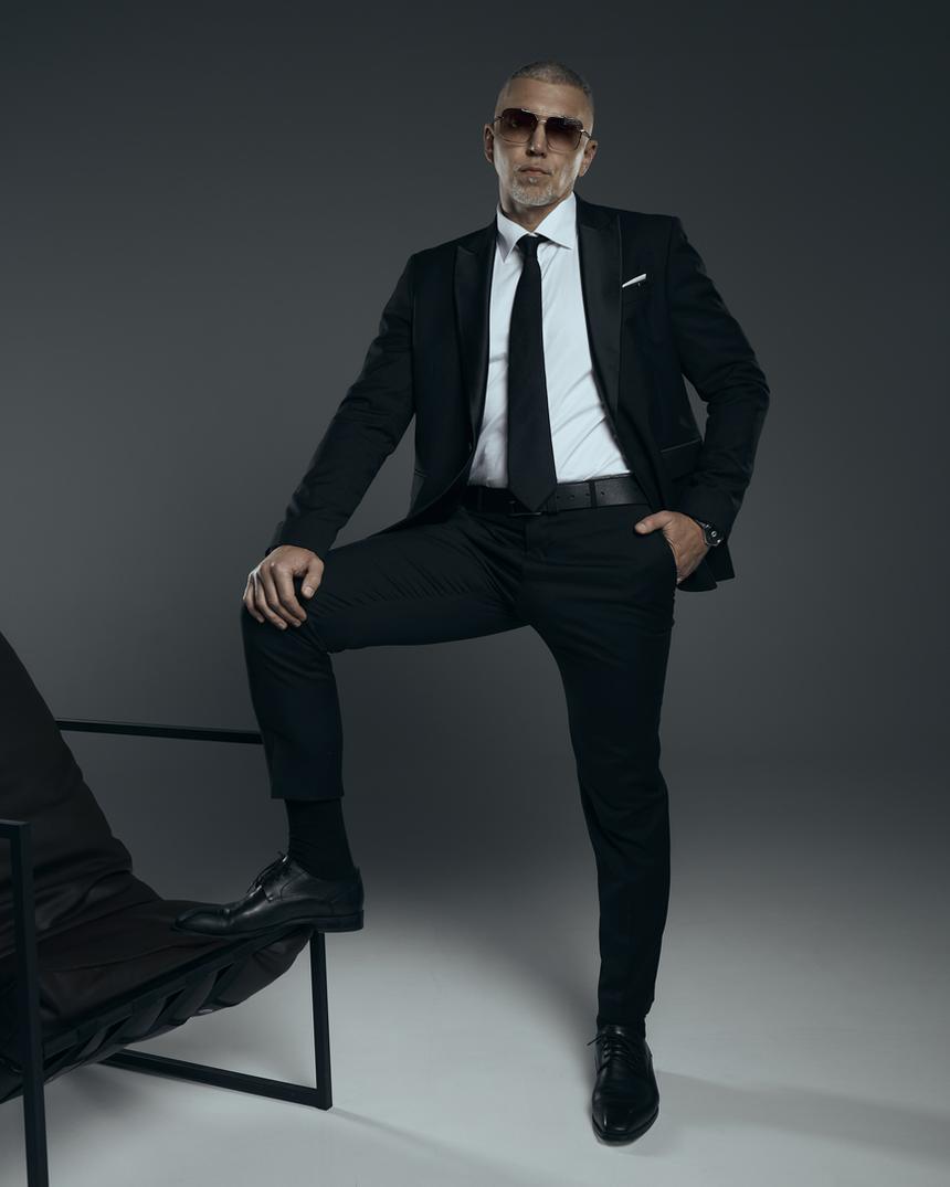 «У меня успешные нулевые продолжаются»: певец Серега о «Чёрном бумере», ссоре с Бастой и отношении к браку