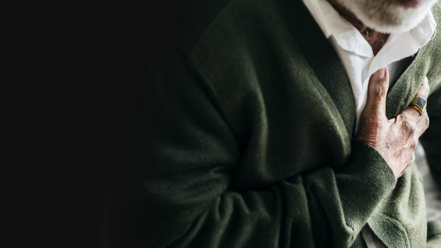 Рисовал странные символы, отказался от таблеток: москвич нашел опасное увлечение и умер