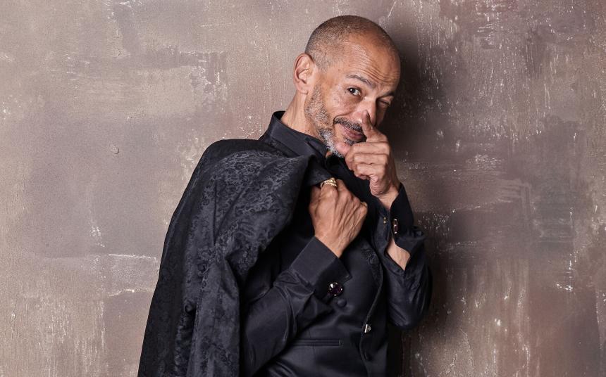 «Занимает особое место в моем сердце»: итальянский фотограф Беллузо признался в любви к России