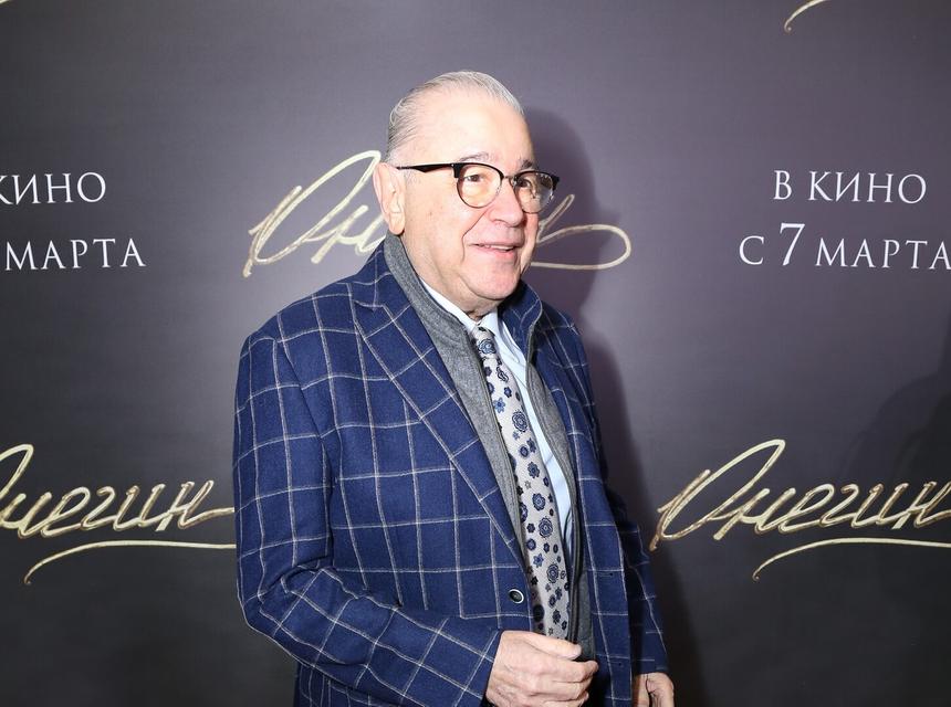 Евгения Петросяна смутило предложение певицы Славы жениться на ней или на сестре