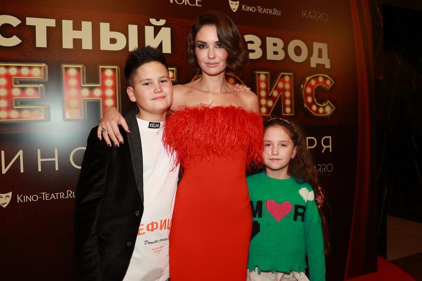 «С этим сложно что-то сделать»: Агата Муцениеце высказалась о примирении с сыном от Прилучного